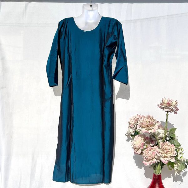 Dark Teal Kurta with Sky Blue Dupatta In Mehrauli - Image 4